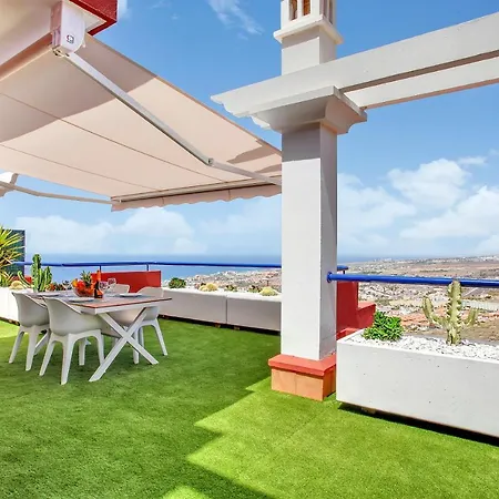Appartement Wonderful View, Huge Terrace Solarium, Private Parking